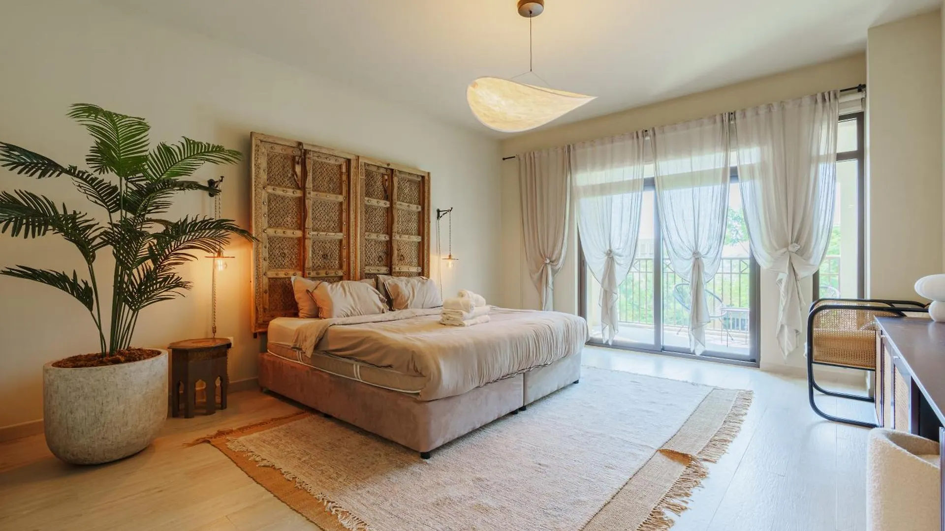 Spacious 4Br In Madinat Jumeirah Living Dubai Apartment