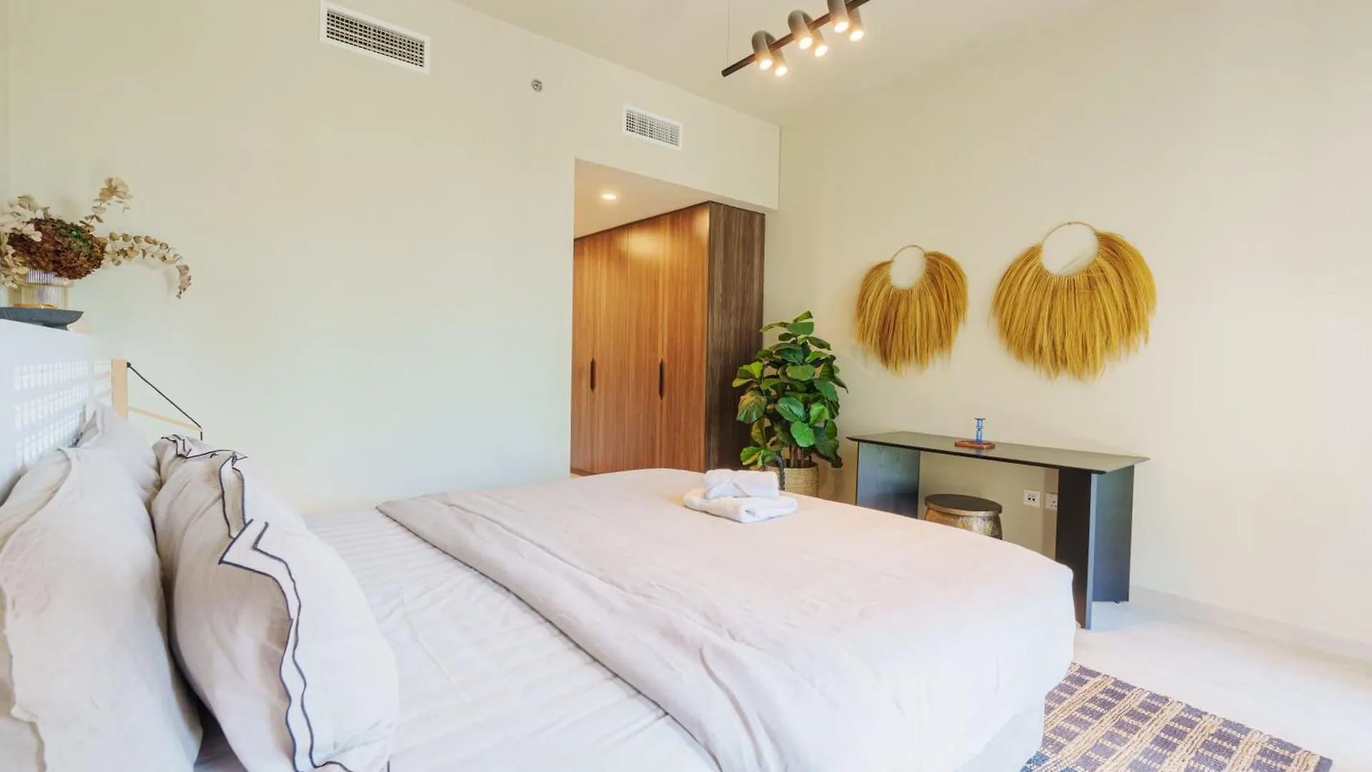 Spacious 4Br In Madinat Jumeirah Living Dubai